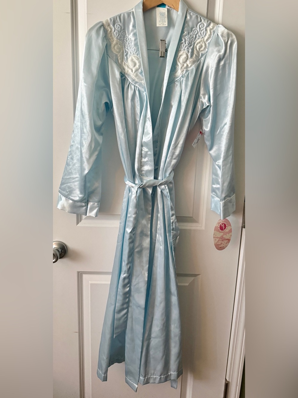 NWT Vintage Movie Star Blue Satin Robe Medium Embroidered Lingerie Peignoir 48”
